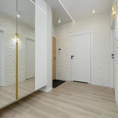 شقة Mokotow Stylish With Parking & Balcony By Renters Prestige وارسو